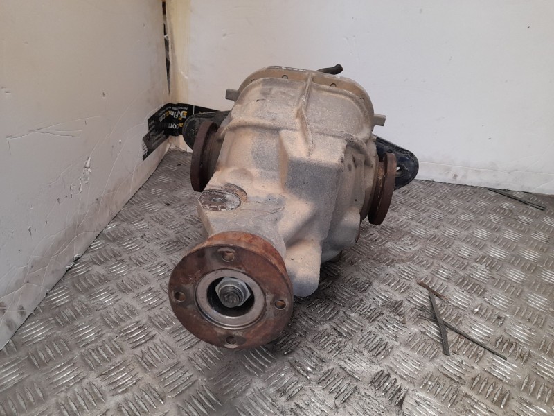 Recambio de diferencial trasero para ssangyong kyron 2.7 xdi 4x4 referencia OEM IAM 40032453  