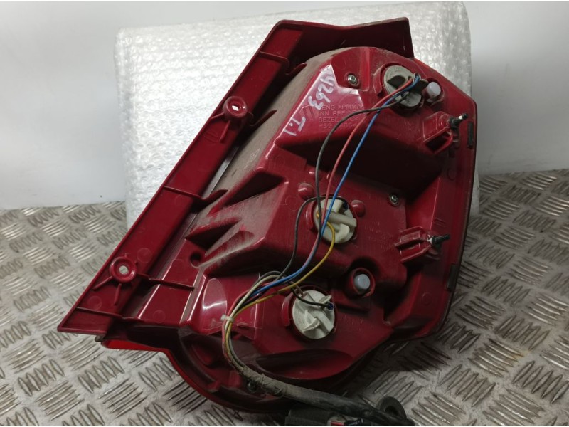 Recambio de piloto trasero izquierdo para chevrolet aveo ls referencia OEM IAM 95952066  ROZADO