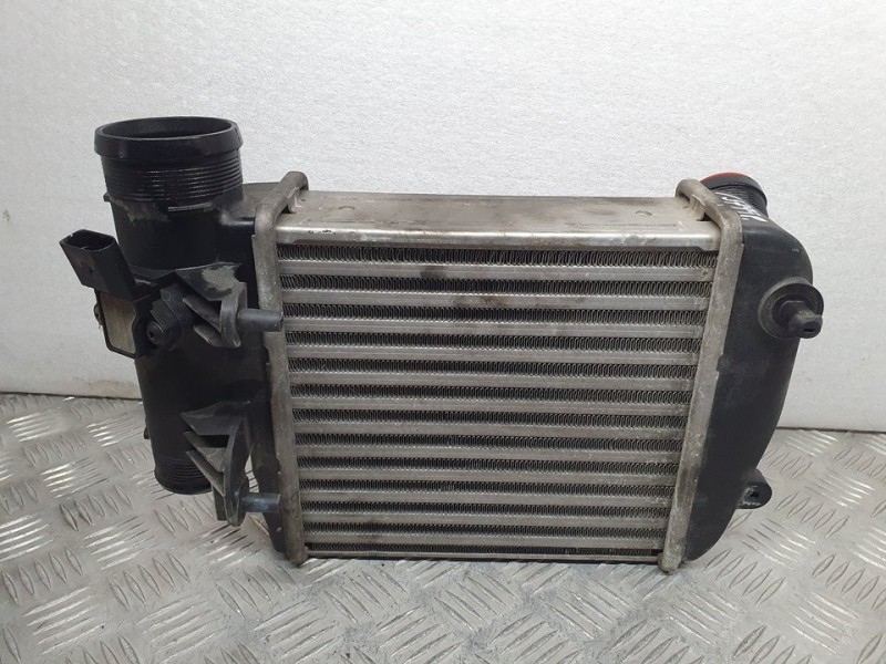 Recambio de intercooler para audi a6 avant (4f5) 3.0 tdi quattro referencia OEM IAM 4F0145805E  