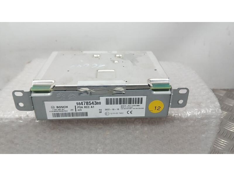 Recambio de sistema audio / radio para citroën berlingo live pack talla m referencia OEM IAM 9847854380 BOSCH 7503900497