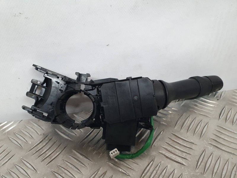 Recambio de mando luces para toyota yaris hybrid feel referencia OEM IAM 0D30017F938  