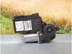 Recambio de motor elevalunas trasero derecho para audi a4 berlina (8e) 3.0 tdi quattro (150kw) referencia OEM IAM 8E0959802A 105