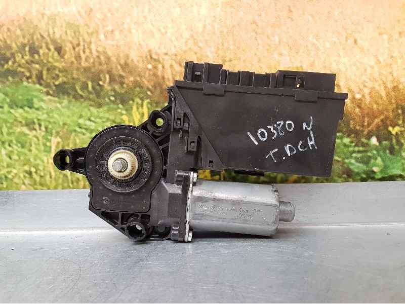 Recambio de motor elevalunas trasero derecho para audi a4 berlina (8e) 3.0 tdi quattro (150kw) referencia OEM IAM 8E0959802A 105