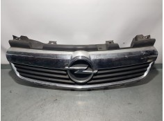 Recambio de rejilla delantera para opel zafira b cosmo referencia OEM IAM 13136136  C PATAS BAJO ROTAS