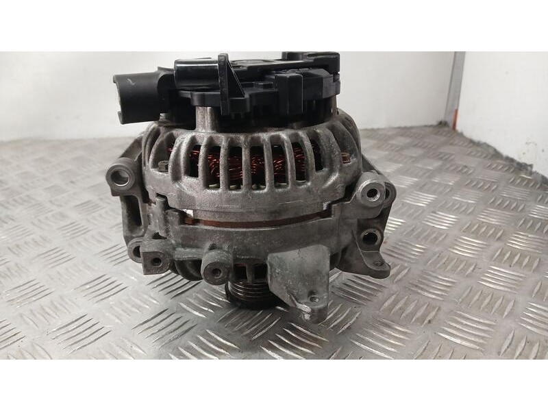 Recambio de alternador para mercedes-benz clase e (w211) e 320 cdi (211.026) referencia OEM IAM A0121549802 BOSCH 0124625019