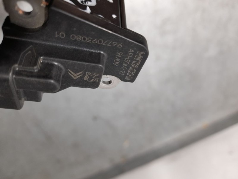 Recambio de caudalimetro para peugeot expert furgón pro standard referencia OEM IAM 9677093080 AFH50M27 HITACHI