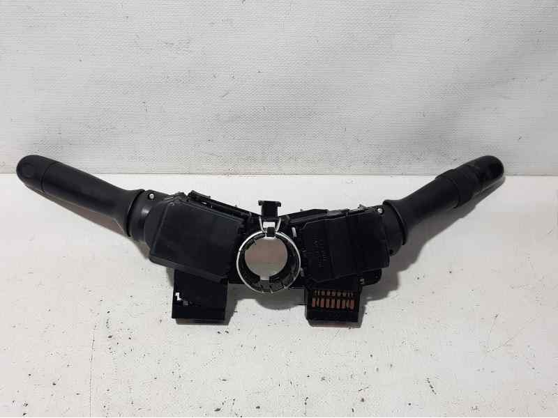 Recambio de mando luces y limpia para toyota yaris ts referencia OEM IAM   