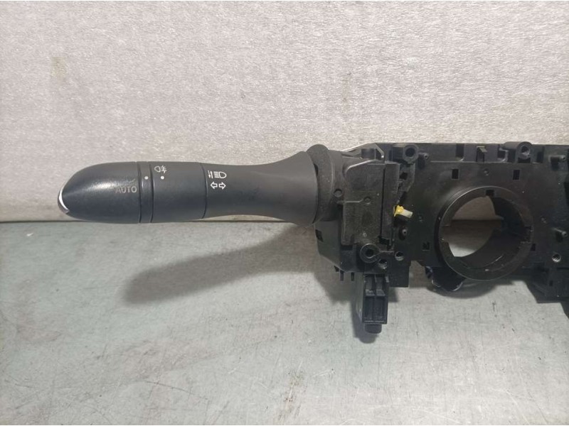 Recambio de mando luces y limpia para renault megane iv berlina 5p gt-line referencia OEM IAM 255674919R  TOCADO