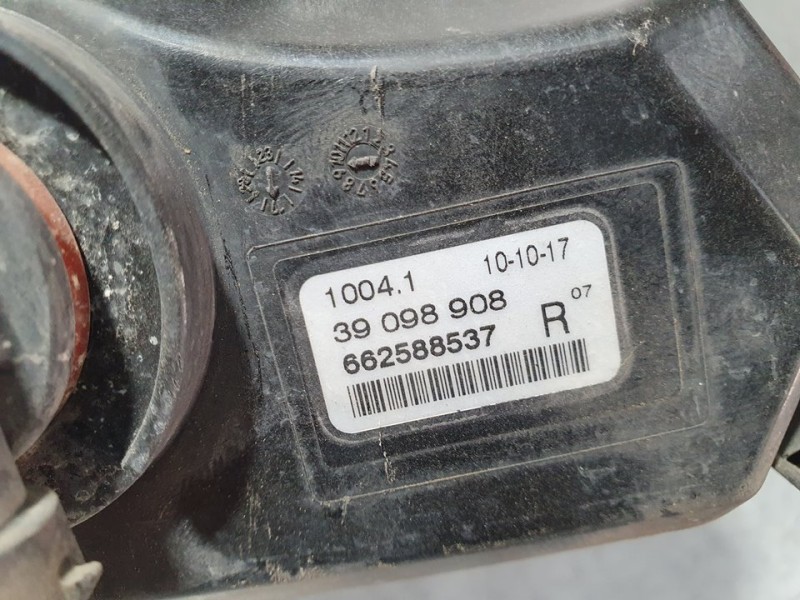 Recambio de faro antiniebla derecho para opel astra k lim. 5türig business referencia OEM IAM 662588537 39098908 