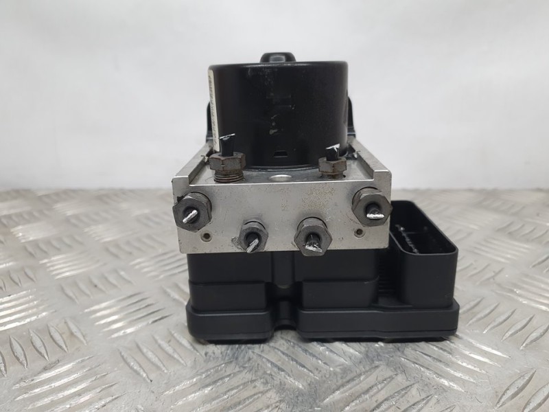 Recambio de abs para ford fiesta (cb1) trend referencia OEM IAM 8V512M110AD 06210213174 ATE