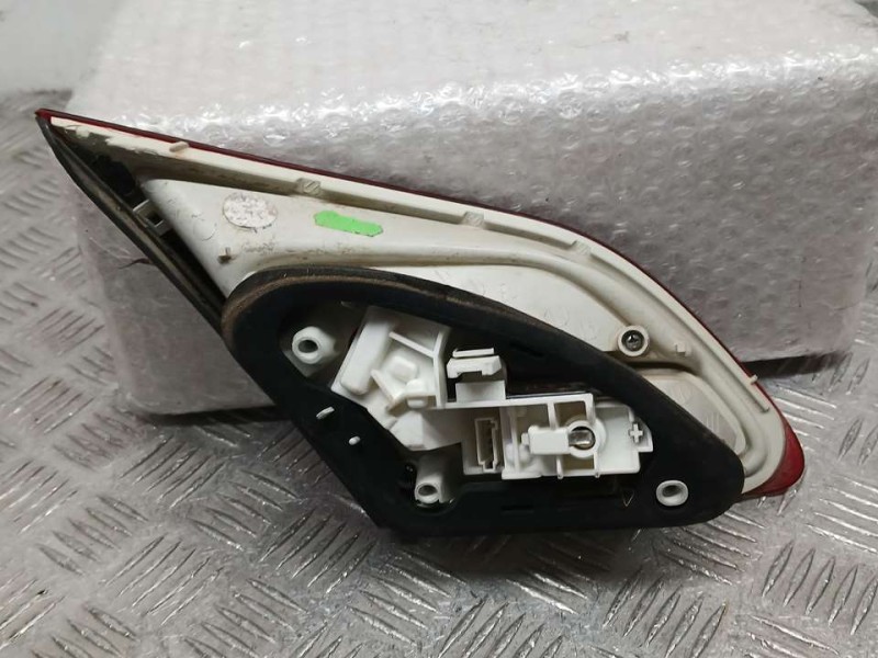 Recambio de piloto trasero derecho para opel astra j lim. excellence referencia OEM IAM 13358076  INTERIOR