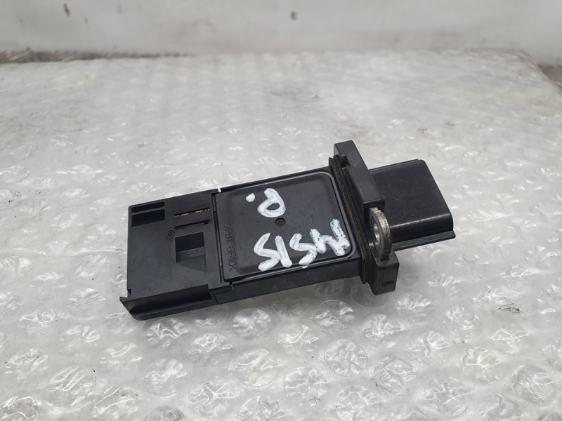 Recambio de caudalimetro para nissan qashqai (j10) acenta referencia OEM IAM 226807S000 AFH70M38 