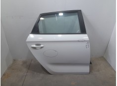 PUERTA TRASERA DERECHA 77004A4000 TOCADA 