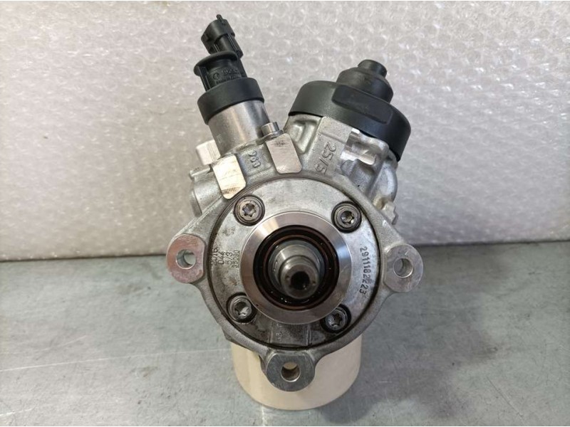 Recambio de bomba alta presion para hyundai i20 1.4 cat referencia OEM IAM 331002A600 0445010596 BOSCH