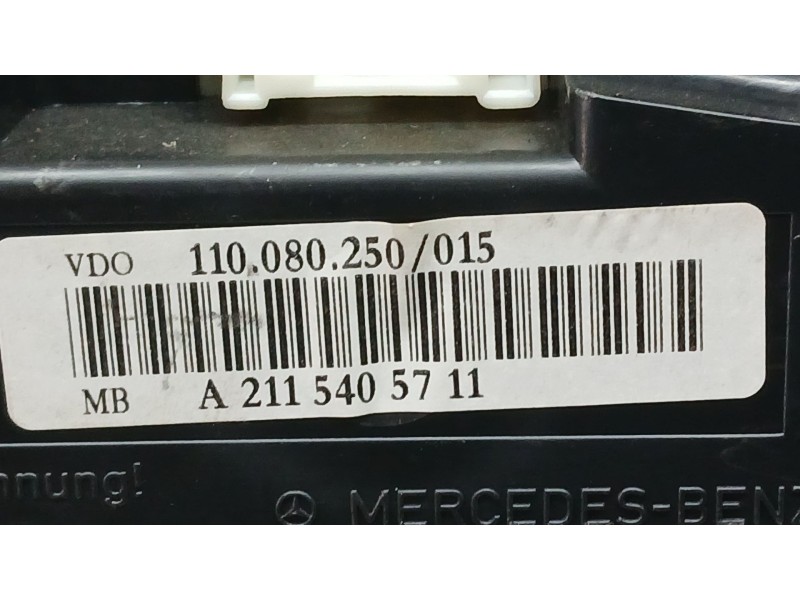 Recambio de cuadro instrumentos para mercedes-benz clase e (w211) e 320 cdi (211.026) referencia OEM IAM A2115402711 VDO 1100802