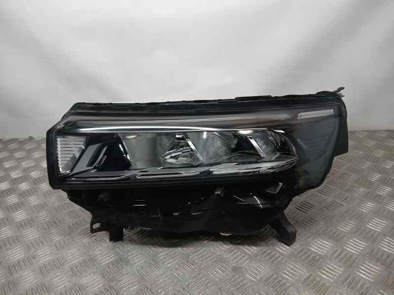 Recambio de faro izquierdo para nissan towstar acenta referencia OEM IAM 260609142R 1006E00E KOITO
