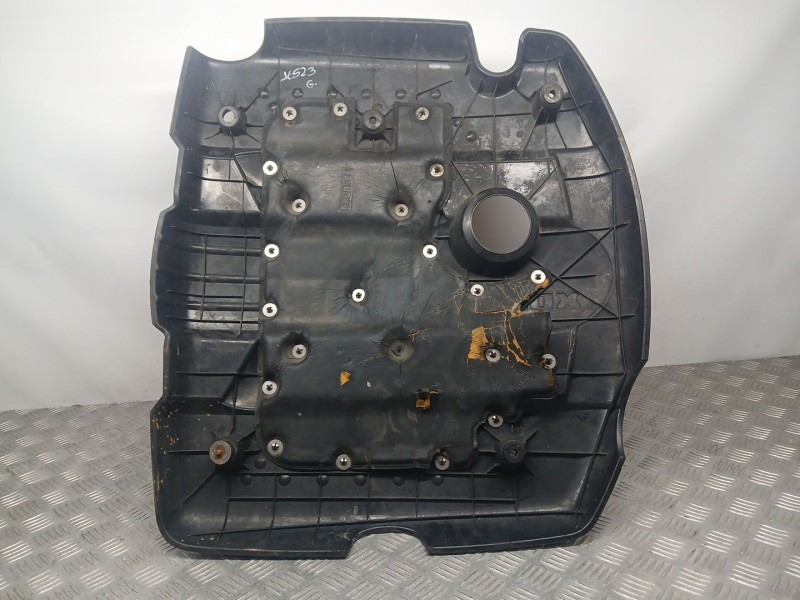 Recambio de tapa motor para ssangyong kyron 2.7 xdi 4x4 referencia OEM IAM 6650101214  