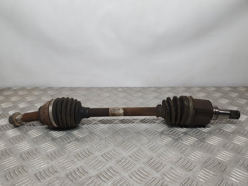 Recambio de transmision delantera izquierda para ford fiesta (cb1) trend referencia OEM IAM 8V513B437AAA  