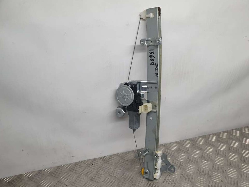 Recambio de elevalunas delantero izquierdo para nissan micra v (k14) acenta referencia OEM IAM 807305FA1A 0620403840 DENSO ELÉCT