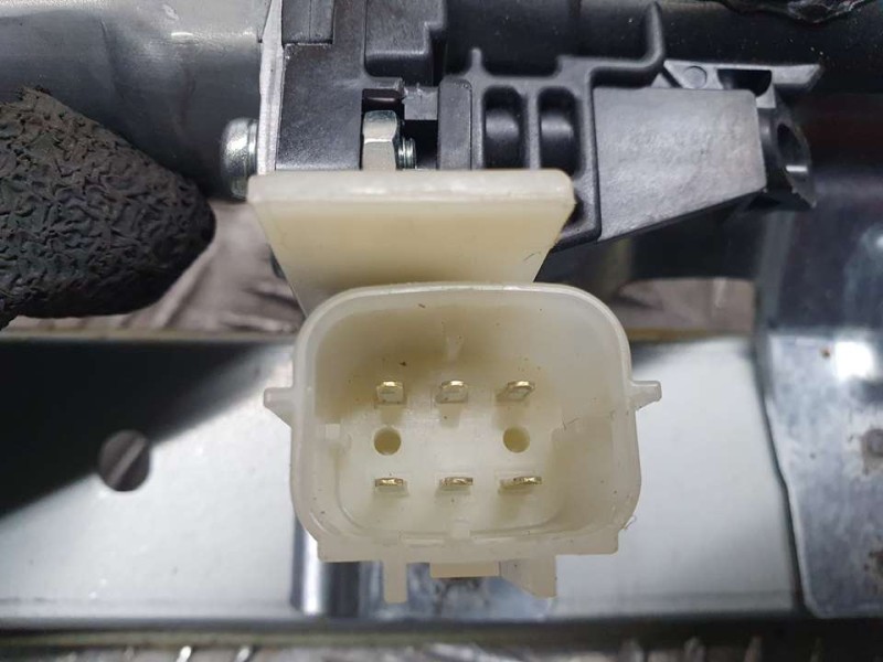 Recambio de elevalunas delantero izquierdo para nissan micra v (k14) acenta referencia OEM IAM 807305FA1A 0620403840 DENSO ELÉCT