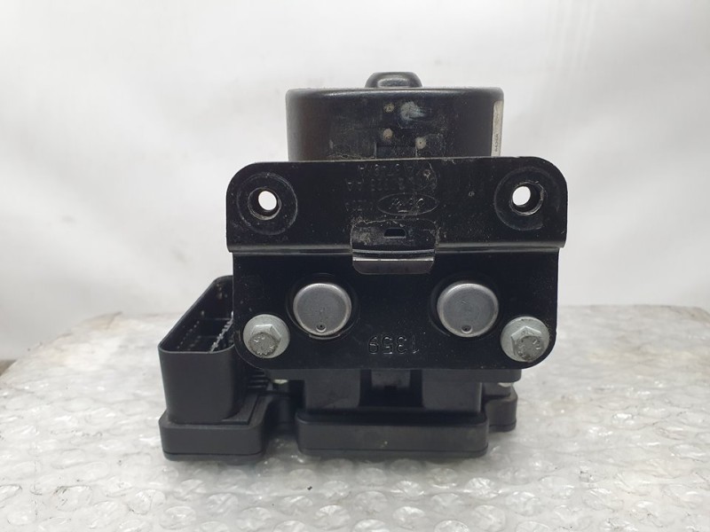 Recambio de abs para ford fiesta (cb1) ambiente referencia OEM IAM 8V512M110AD 06210213174 ATE