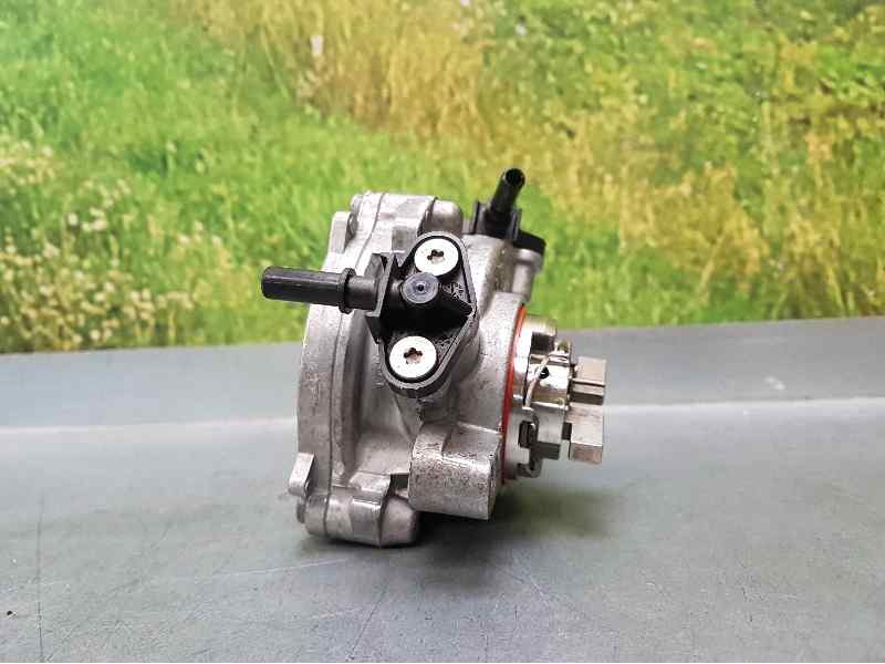 Recambio de depresor freno / bomba vacio para peugeot 308 1.6 16v hdi referencia OEM IAM 9804021880  BOSCH