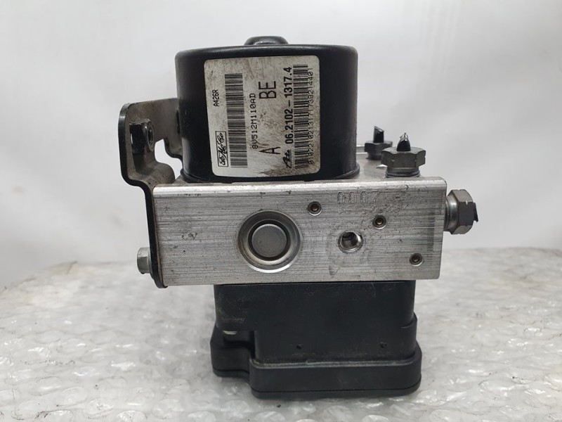 Recambio de abs para ford fiesta (cb1) ambiente referencia OEM IAM 8V512M110AD 06210213174 ATE
