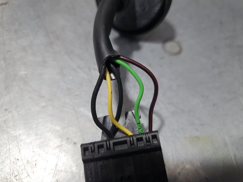 Recambio de retrovisor izquierdo para opel astra j lim. excellence referencia OEM IAM 583323  ELECTRICO 5 CABLES