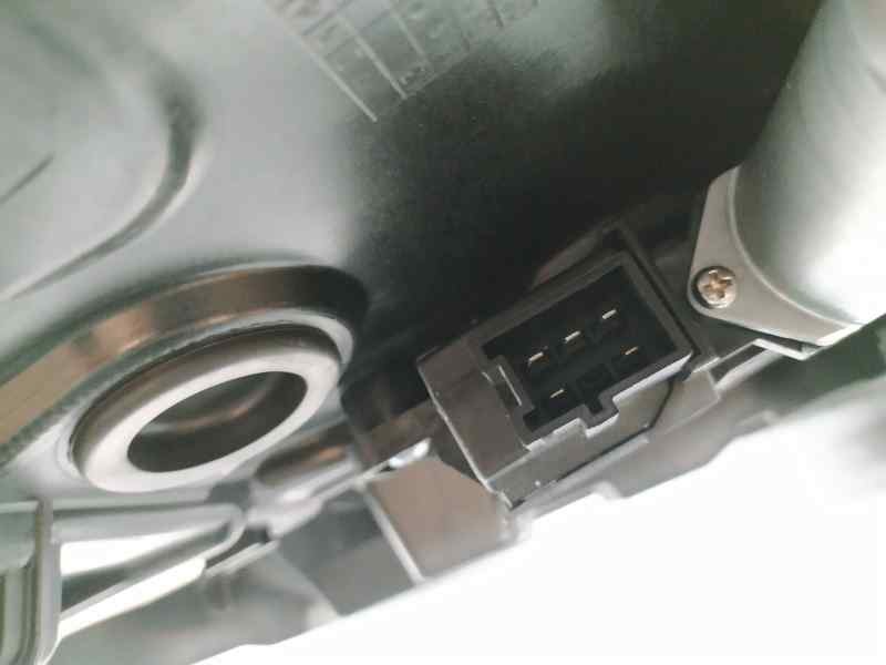 Recambio de elevalunas trasero derecho para infiniti q30 1.5d referencia OEM IAM 827205DM0A  ELECTRICO 5 PINES