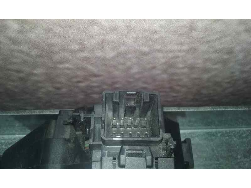 Recambio de mando limpia para ford fiesta (cb1) trend referencia OEM IAM 8A6T17A553AC  