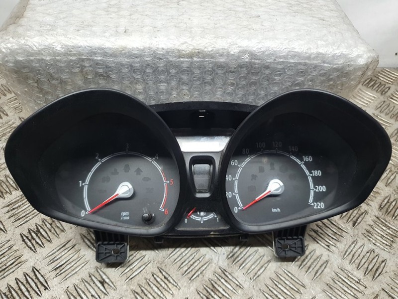 Recambio de cuadro instrumentos para ford fiesta (cb1) ambiente referencia OEM IAM SIN REF  