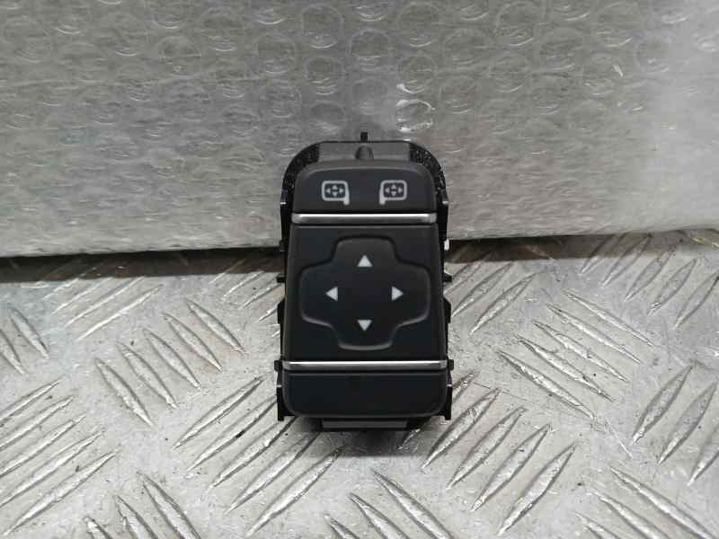 Recambio de mando retrovisor para nissan towstar acenta referencia OEM IAM 255700068R 10133187 