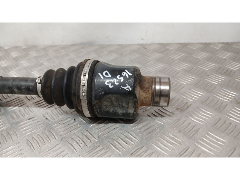 Recambio de transmision delantera izquierda para ssangyong kyron 2.7 xdi 4x4 referencia OEM IAM 4130009200  