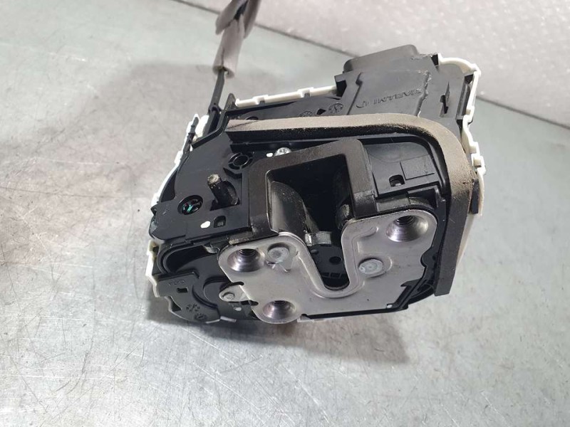 Recambio de cerradura puerta trasera derecha para mg zs 1.0 t-gdi referencia OEM IAM 10845783  4 PINES
