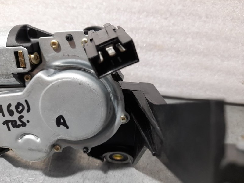 Recambio de motor limpia trasero para opel astra g berlina comfort referencia OEM IAM 90559440  