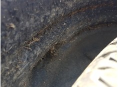 PLASTICO PASE RUEDA TRAS. DCH. 767481414R 