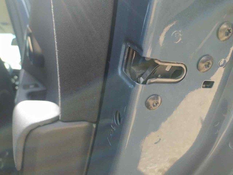 Recambio de cerradura puerta trasera derecha para volvo v40 hatchback (525) d3 referencia OEM IAM 31440394  