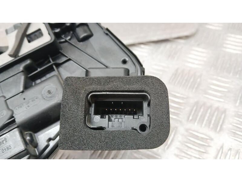 Recambio de cerradura puerta trasera izquierda para seat ateca (kh7) xperience referencia OEM IAM 5TA839015Q  