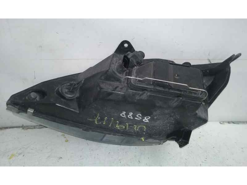 Recambio de faro derecho para ford focus berlina (cak) ghia referencia OEM IAM 1152096  PULIR
