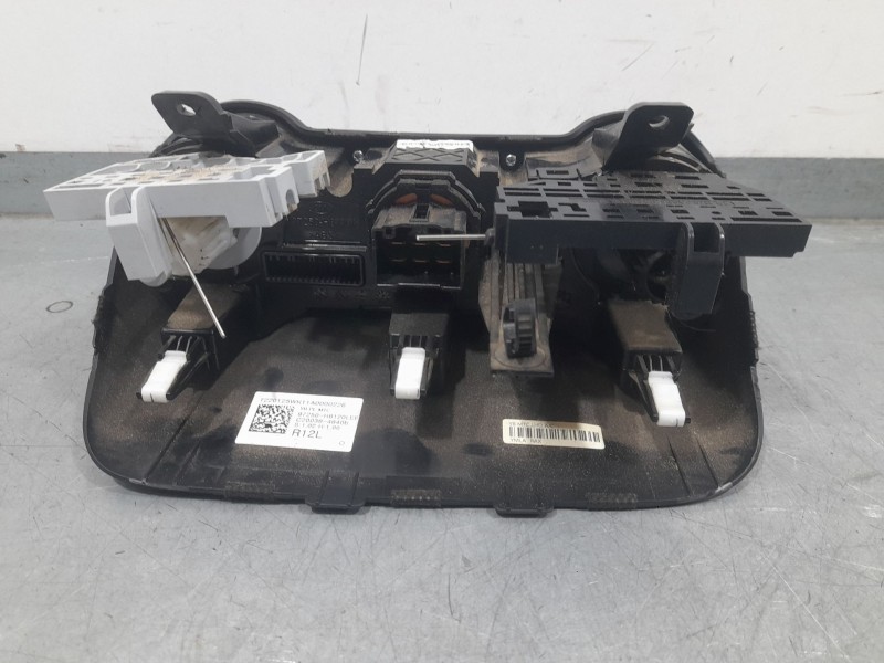 Recambio de mando calefaccion / aire acondicionado para kia rio (yb) hibrid referencia OEM IAM 97250H8120LEF  