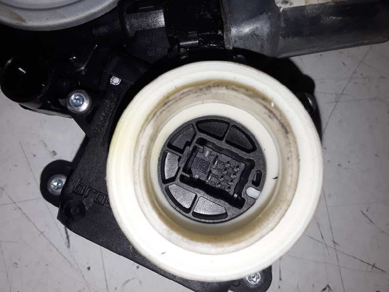 Recambio de elevalunas delantero izquierdo para toyota yaris (ksp9/scp9/nlp9) 1.3 cat referencia OEM IAM 857020F010  10 PINES