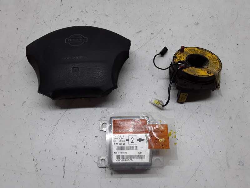 Recambio de airbag delantero izquierdo para nissan vanette cargo referencia OEM IAM 0285001195  