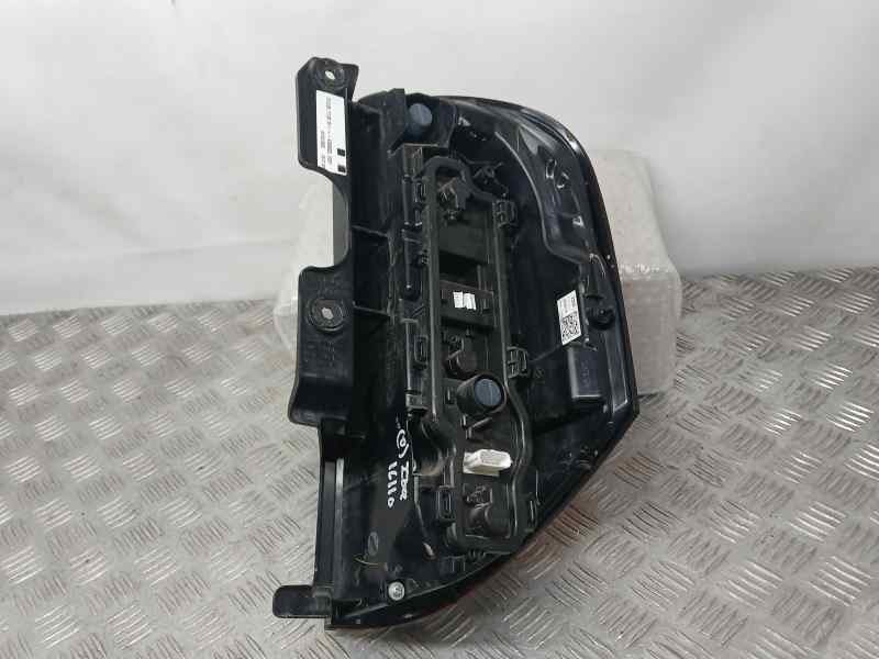 Recambio de piloto trasero izquierdo para nissan towstar acenta referencia OEM IAM 165551132R  TOCADO