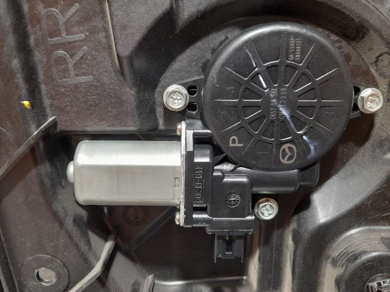 Recambio de elevalunas trasero derecho para mazda 6 lim. (gh) 2.0 crtd 140cv active (4-ptas.) referencia OEM IAM GS1D72590A  ELE