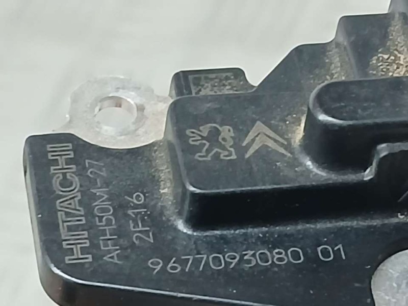 Recambio de caudalimetro para toyota proace city referencia OEM IAM 9677093080 AFH50M27 HITACHI