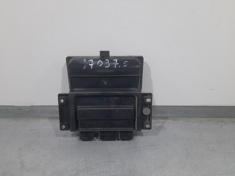 Recambio de centralita motor uce para renault kangoo / grand kangoo ii (kw0/1_) 1.5 dci 70 (kw0v, kw0a) referencia OEM IAM 82009