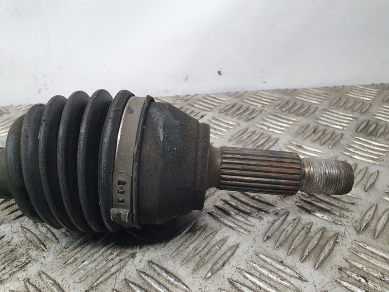 Recambio de transmision delantera izquierda para ford fiesta (cb1) ambiente referencia OEM IAM 8V513B437AAA  