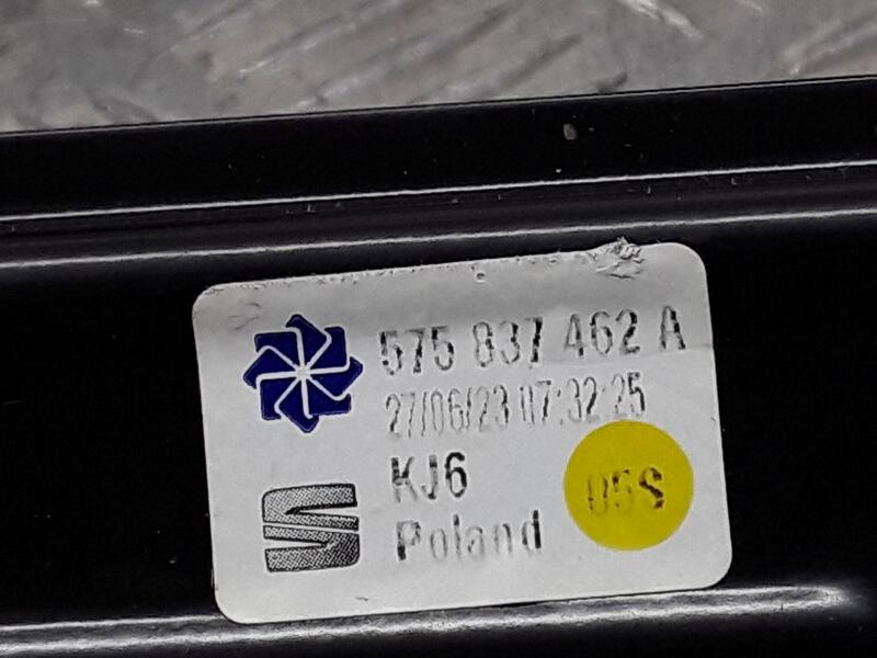 Recambio de elevalunas delantero derecho para seat ateca (kh7) xperience referencia OEM IAM 575837462A  