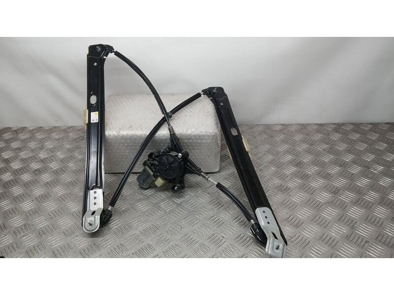 Recambio de elevalunas delantero izquierdo para seat ateca (kh7) xperience referencia OEM IAM 575837461A ELECTRICO 2 PINS 