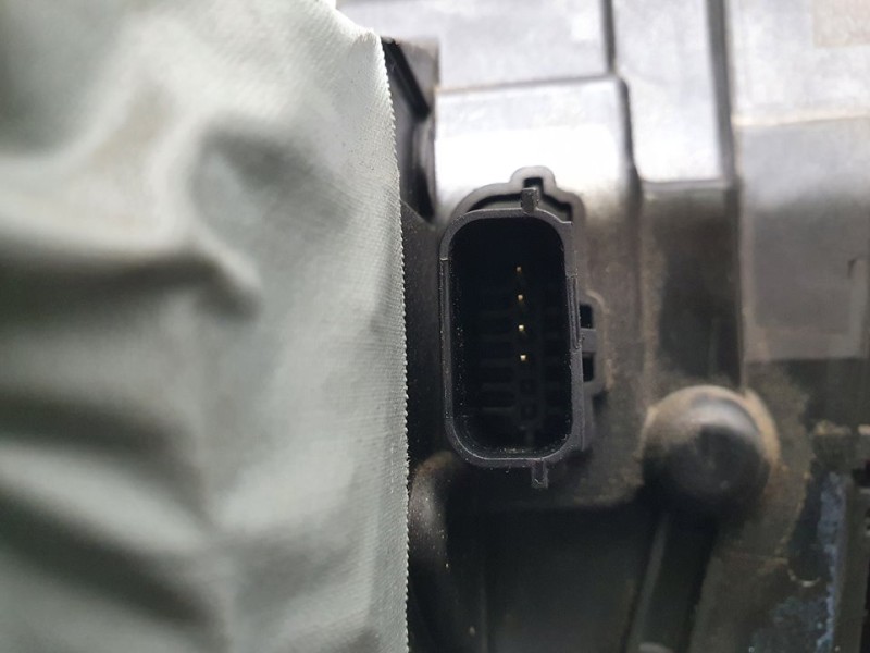 Recambio de cerradura puerta trasera izquierda para ford focus st-line referencia OEM IAM JX7AA26413AF E01980105 4 PINES